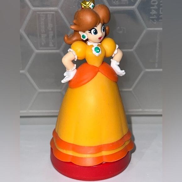 NINTENDO Daisy amiibo (SM Series) - Nintendo Wii U - Picture 2 of 8